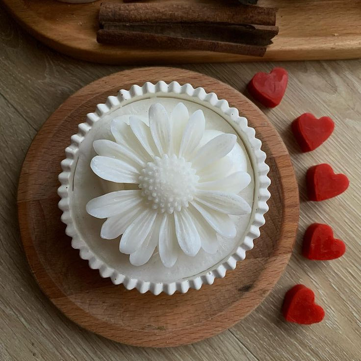 Concrete Jar Candle with Daisy Flower