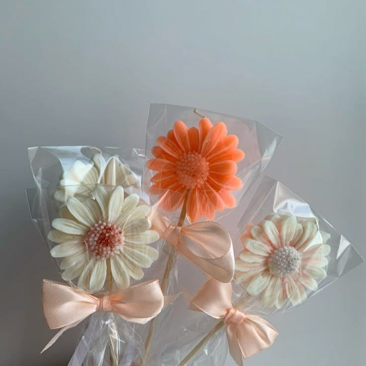 Daisy Candle