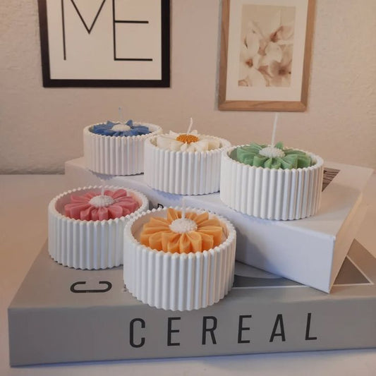 Concrete Jar Candle with Daisy Flower