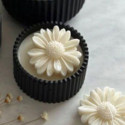 Concrete Jar Candle with Daisy Flower